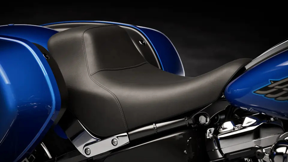 Low Rider™ ST 2025